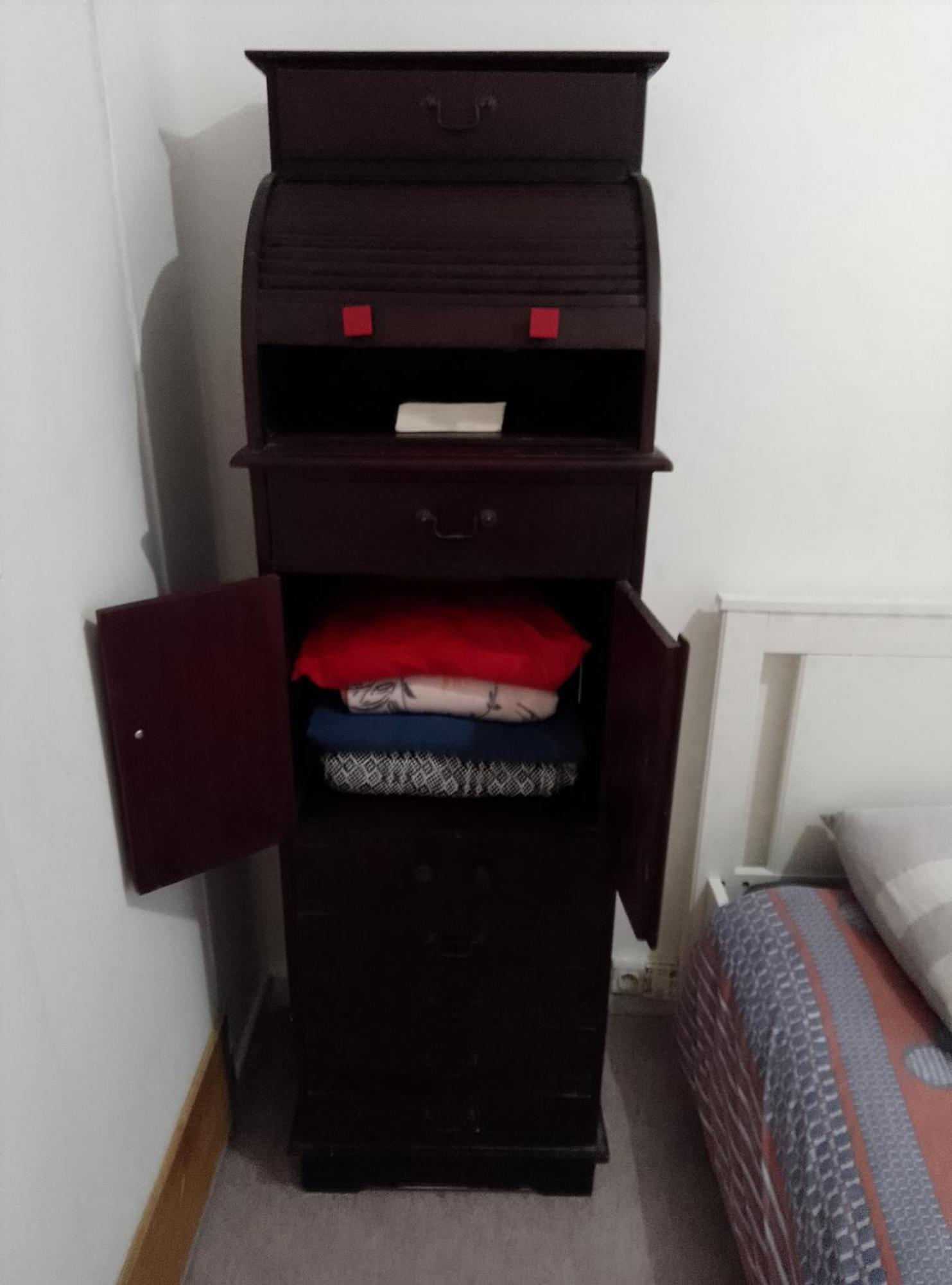 Guesthouse Familial Pour 2,3,4 Personnes De 44M2- Accessible Handic -Rez De Chaussee-Vues Sur Rue Et Patio Prive - Sejour, Chambre Separee-Cuisine,Salle De Bain,Lit Double Et Canape-Lit 2Pers-Entree De La Rue Berzelius-5 Minutes Du Metro Brochant-Lig Paris Dış mekan fotoğraf